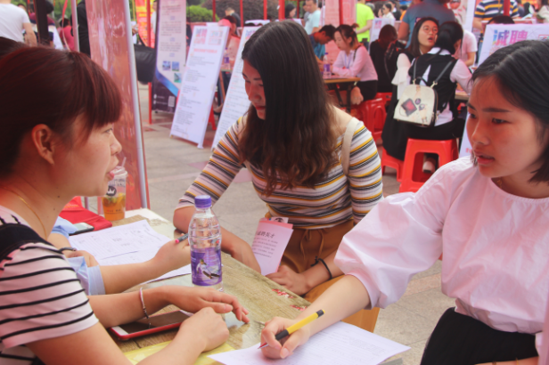 1526266354792903.png 2.png